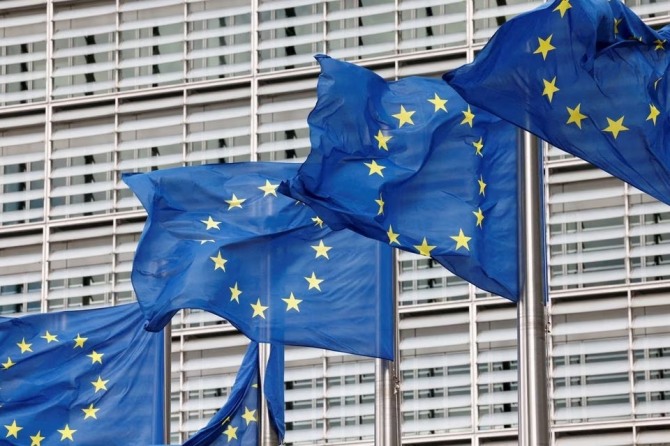 유럽연합(EU) 의원들은 20일 새로운 암호화폐 라이선스 제도인 MiCA 법을 승인했다. 사진=로이터