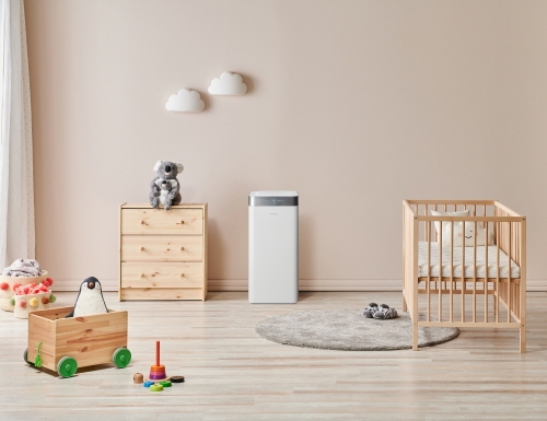 양쪽 좌우 흡입 더블필터시스템으로 빠른 청정이 가능한 ‘저스트에어’. 사진=청호나이스.