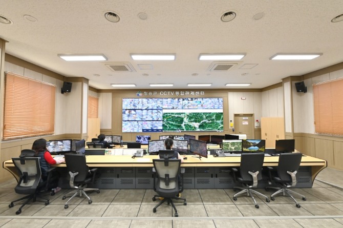 CCTV 통합관제센터, 군민 안전지킴이 역활 톡톡 / 청송군 