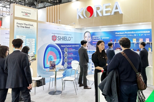 일동바이오사이언스가 비타푸드 유럽에 참가해 자사 기능성 소재를 홍보하는 시간을 가졌다. 한국관에 들어선 일동바이오사이언스 홍보관 전경. 사진=일동제약