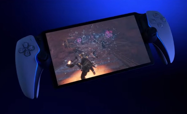 '프로젝트Q(가칭)'에서 게임 '갓 오브 워: 라그나로크'를 플레이하는 모습을 연출한 것. 사진=플레이스테이션 공식 유튜브