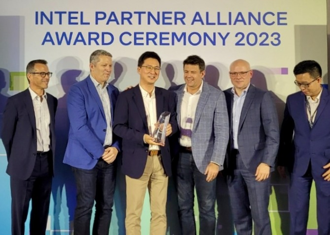 티맥스그룹이 25일 인텔 ‘2023 ISV 파트너 어워드’를 수상했다. 사진=티맥스그룹