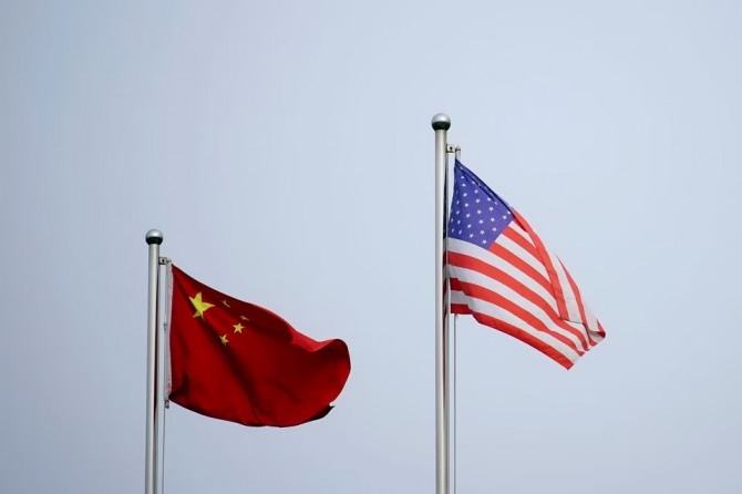 미국과 중국 국기. 사진=로이터