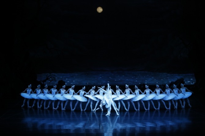 2017백조의호수(강미선,콘스탄틴 노보셀로프) ⓒUniversal Ballet Photo by Kyoungjin Kim 대전문화예술의전당
