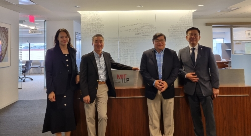 한국바이오협회 임직원들이 MIT ILP에 방문한 모습. 사진=한국바이오협회