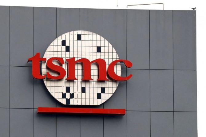 글로벌 반도체 제조업체 대만의 TSMC 회사 로고(사진=로이터)