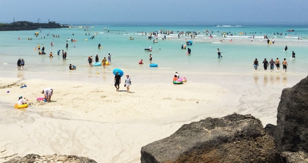 제주도 함덕해수욕장 전경. 사진=제주관광공사