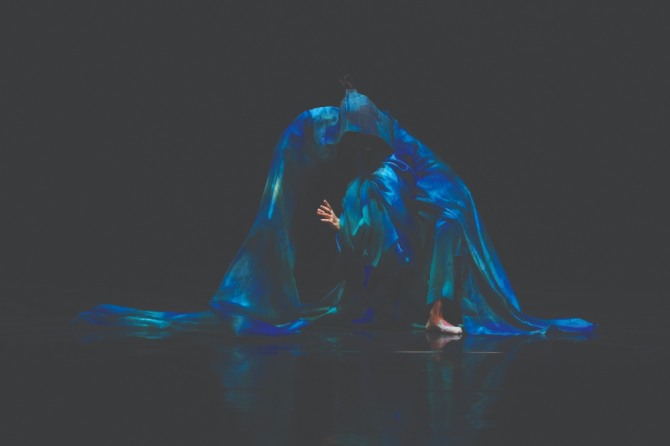 장현수 안무의 '패강가'(2021)