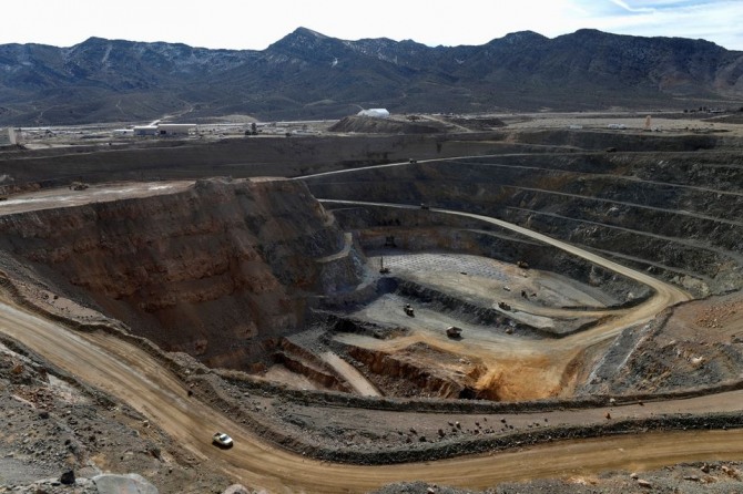 미국 캘리포니아의 MP머티리얼스사 노천 희토류 광산(사진=로이터)