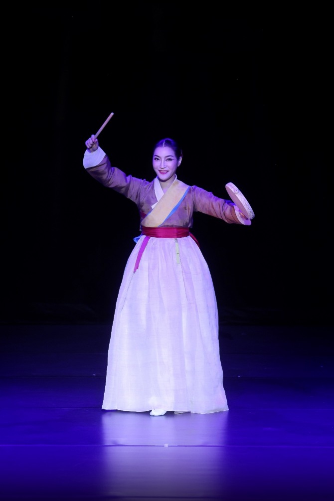 이소정 연희의 '소고춤'