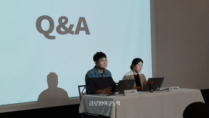 LG U+ 인피니스타의 김귀현 통신라이프플랫폼 담당(왼쪽)과 김주영 라이프스쿼드 팀장. 사진=이원용 기자