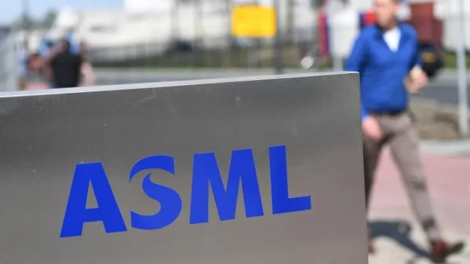 ASML 석판. 사진=CNBC