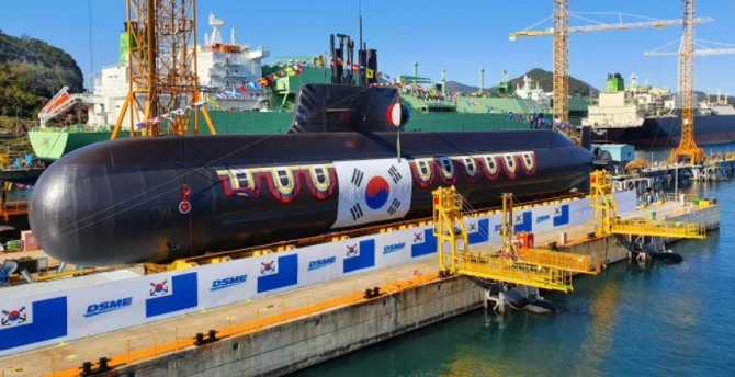 3000t급 잠수함 ‘안무함’(KSS-Ⅲ)의 진수식. 사진=대한민국 해군