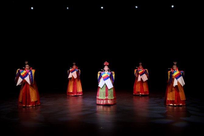 화관무(연출 차지언)