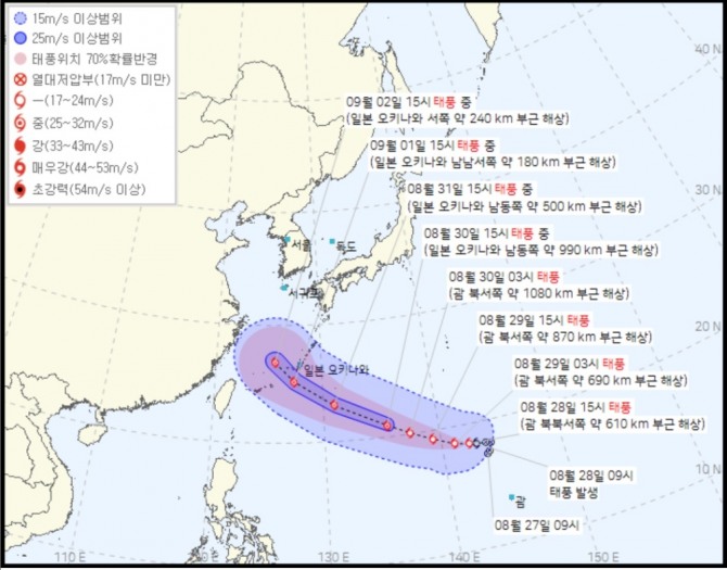 태풍경로 현재위치 실시간, 오늘일기예보(내일일기예보), 오늘날씨예보(내일날씨예보)에 따른 11호 하이쿠이 태풍 경로예상과 태풍이동경로(태풍진로 예상). 태풍 3개가 동시에 북상하고 있다. 이른바 트리플 태풍이다. 28일 기상청과 케이웨더에 따르면 9호 태풍 사올라, 10호 태풍 담레이에 이어 11호 태풍 하이쿠이가 발생해 이동 중이다. 사진은 케이웨더가 제공한 태풍 자료로 다음이 이미지를 제작한 태풍경로 현재위치(태풍위치 및 예상진로) 자료. 사진=케이웨더, 다음