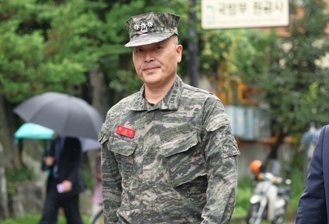 국방부 검찰단이 30일 항명 등 혐의로 수사받고 있는 전 해병대 수사단장 박정훈 대령에 대해 군사법원에 사전 구속영장을 청구했다. 사진은 박정훈 전 해병대 수사단장. 사진=연합