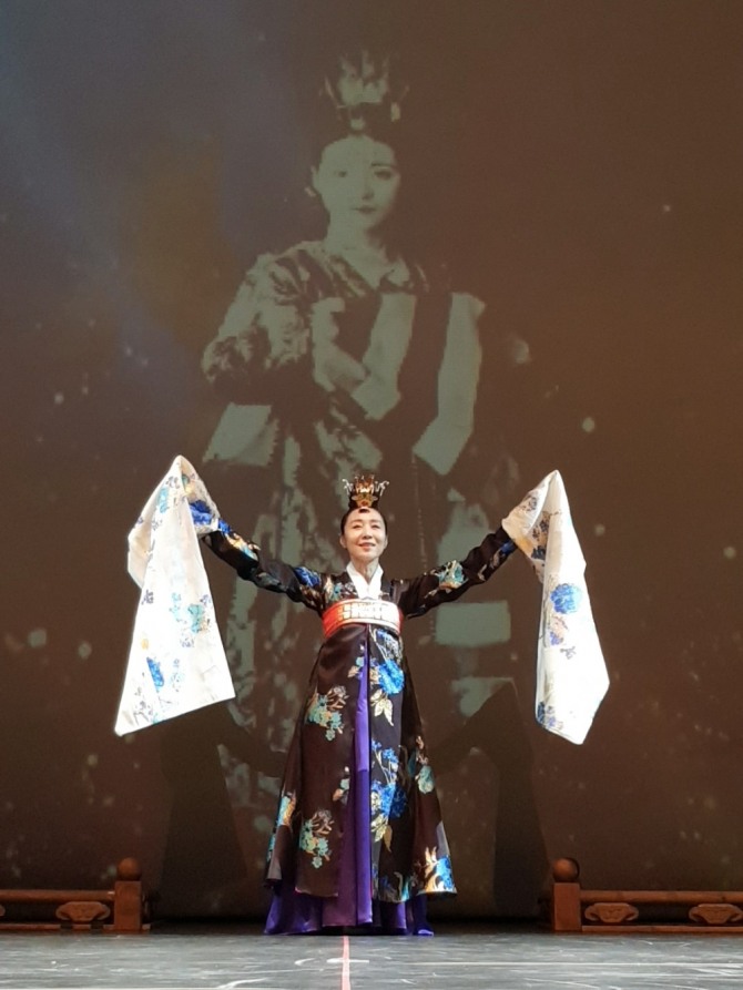 노해진 출연의 '배구자의 타령춤'