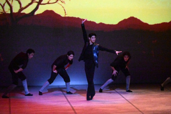 '안중근 천국에서의 춤'