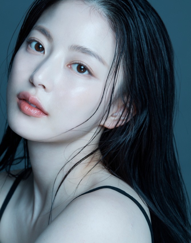 ‘7인의 탈출’ 임보라 출연이 시청자 이목을 끌었다. 지난 15일 방송된 SBS 금토드라마 ‘7인의 탈출’(7탈출·칠 탈·극본 김순옥 연출 주동민) 1회에 양진모(윤종훈) 대표가 운영하는 체리엔터테인먼트 소속 톱스타 조수지 역을 맡은 배우에 관심이 집중됐다. 조수지는 래퍼 스윙스 전 여자친구인 모델 겸 배우 임보라가 맡아 프로필과 누구인지 등에 관심이 쏠렸다. 사진은 임보라 프로필 사진. 사진=이니셜엔터테인먼트