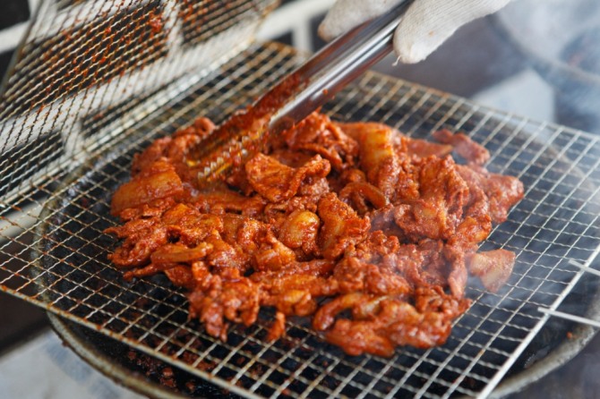 입맛 돋우는 병영돼지불고기  /사진=한국관광공사