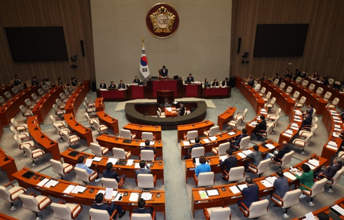 추석을 앞두고 정치권이 또 ‘민심 잡기’에 나서고 있다. 사진=연합뉴스