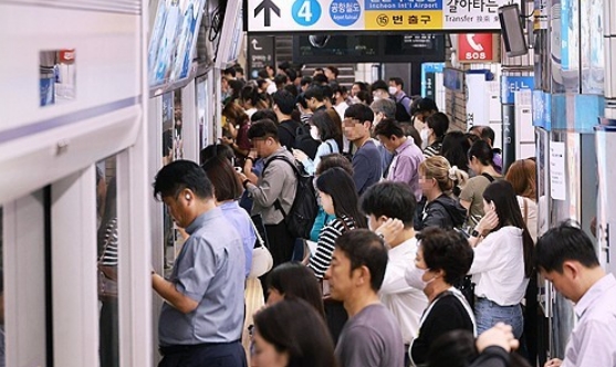 오는 30일부터 지하철 4·7호선 출퇴근 시간대 열차운행 횟수가 늘어난다. 사진=연합뉴스