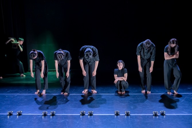 이지은 안무의 현대무용 '1인'