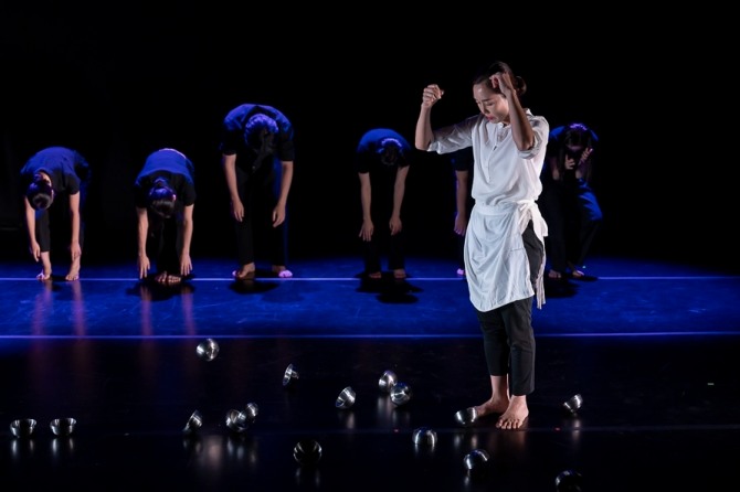 이지은 안무의 현대무용 '1인'