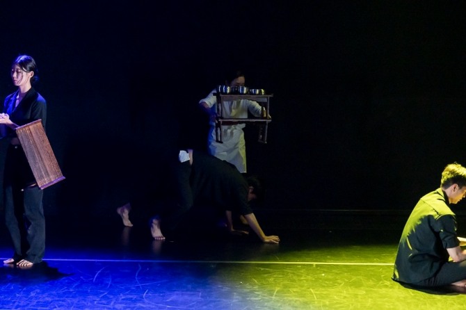 이지은 안무의 현대무용 '1인'