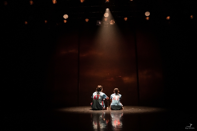 최원준 안무의 현대무용 '롯데자이언츠'