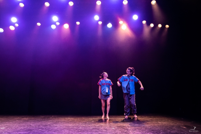 최원준 안무의 현대무용 '롯데자이언츠'