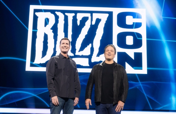'블리즈컨 2023'에 마이크 이바라 블리자드 엔터테인먼트 대표(왼쪽)와 필 스펜서 마이크로소프트 게임사업부 대표가 함께했다. 사진=블리자드 엔터테인먼트