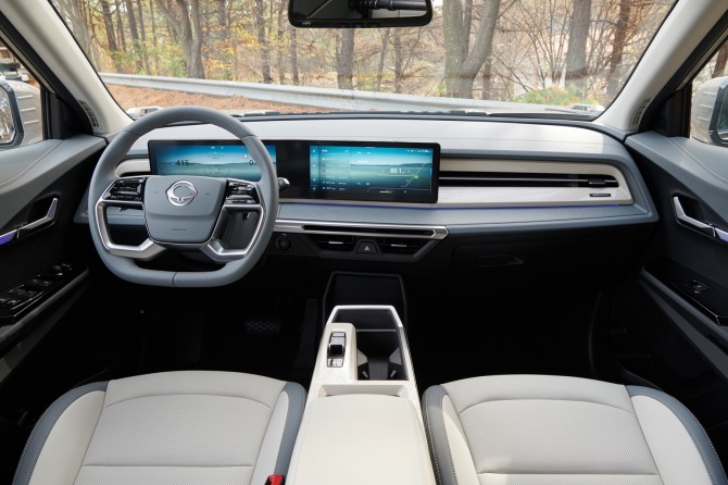 토레스 EVX 인테리어 사진=KG모빌리티