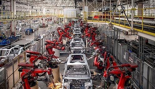 글로벌 제조업체의 수익이 예전만 못하다. 특히 중국에 진출한 기업의 타격이 심하다. 사진은 중국의 전기차 제조공장. 사진=로이터