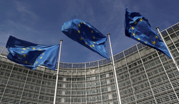 벨기에 브뤼셀 소재 유럽연합(EU) 본부에 걸린 EU깃발의 모습. 사진=로이터