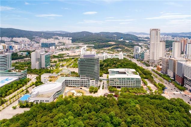 경기도경제과학진흥원 전경.