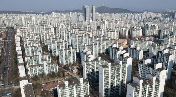 1기 신도시 중 일산 집값 상승률이 가장 저조한 것으로 나타났다. 경기도 고양시 일산 신도시 일대 아파트 단지 모습. 사진=뉴시스 