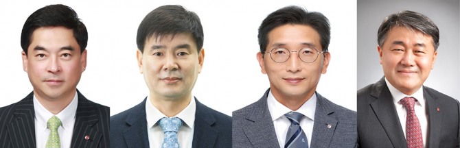 (왼쪽부터)박형세 LG전자 HE사업본부장 사장, 정대화 LG전자 생산기술원장 사장, 김창태 LG전자 CFO 부사장, 윤태봉 LG전자 해외영업본부 부사장. 사진=LG전자