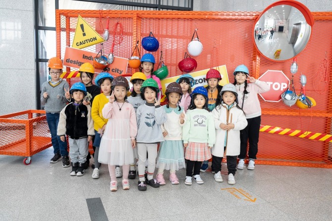 안산시는 내달 23일까지 매주 토요일 안산산업역사박물관에서 교육프로그램 ‘내가 만드는 도시, 디자인 시티’를 운영한다. 사진=안산시