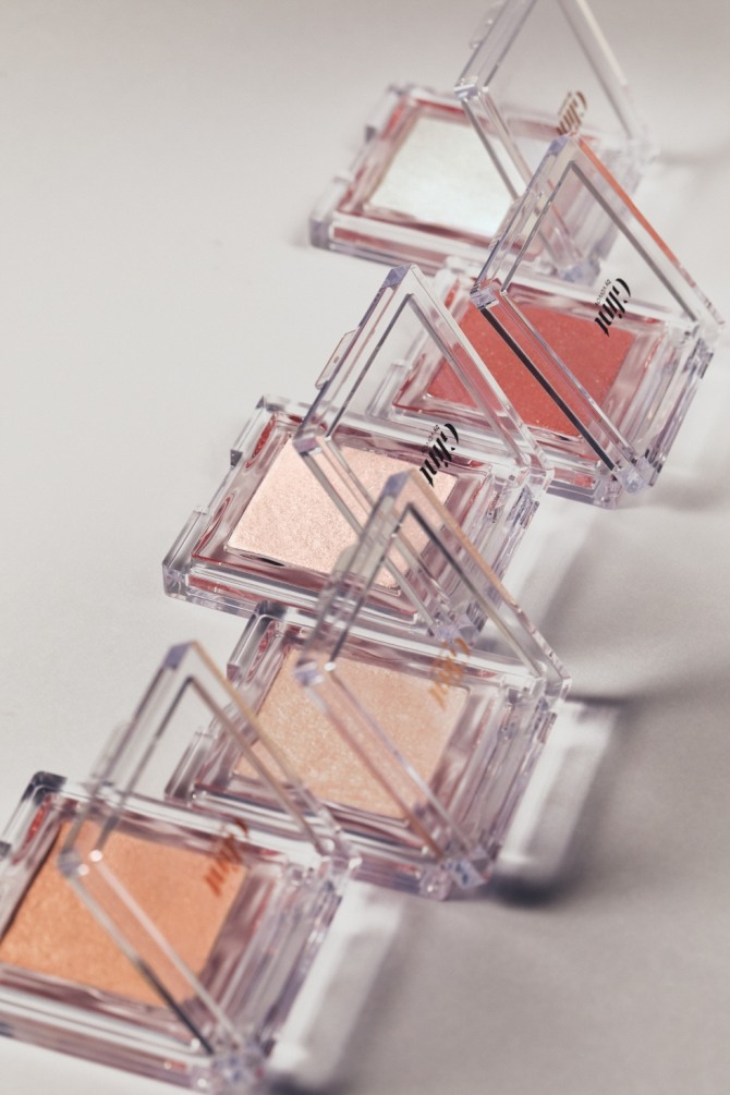 글린트 하이라이터  /사진=LG생활건강