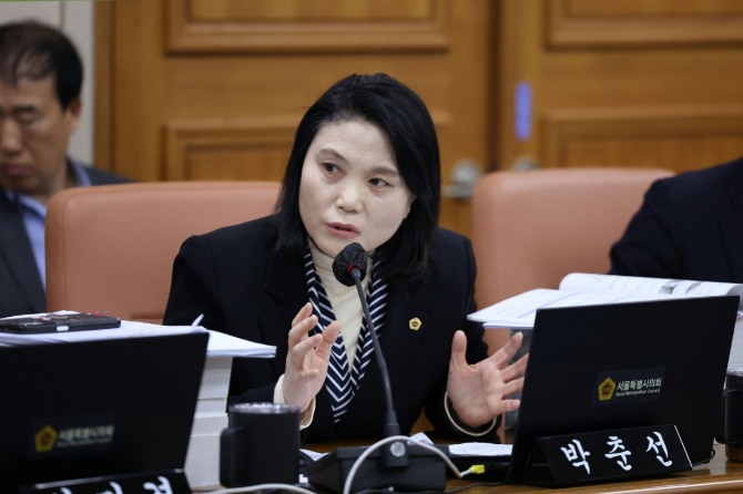 박춘선 서울시의원이 질의 중인 모습. 사진=서울시의회