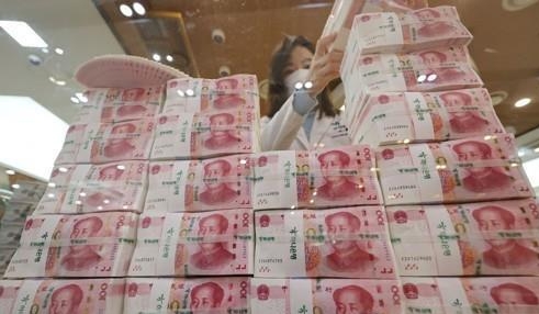 올해 중국 재정적자는 3조8800억 위안에서 4조8800억 위안으로 늘어날 전망이다.  사진=연합뉴스