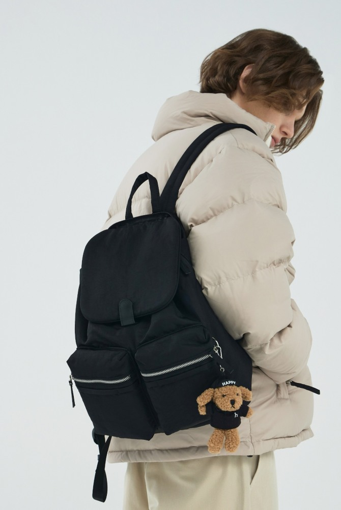 헤지스 퍼피 컬렉션, 드로우백팩 블랙  /사진=LF
