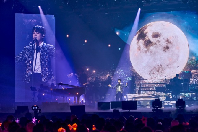 이찬원, 연말 콘서트 ‘찬스 감사제’ 서울 공연…“크리스마스 기념” 꽉 찬 3시간  /사진=대박기획