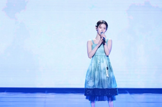 그룹(여자)아이들 멤버 미연이 '2023 MBC 연기대상' 축하 무대 후 가창력 논란이 일자 사과문을 올렸다. 사진=MBC 제공