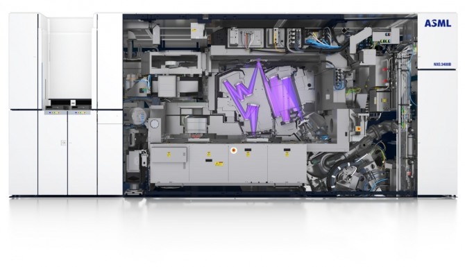 ASML의 EUV 리소그래피장비 모습.  사진=-ASML