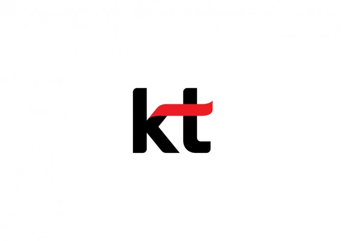 KT가 신규 선택약정, '1년+추가 1년 사전예약제'를 출시했다. 사진=KT