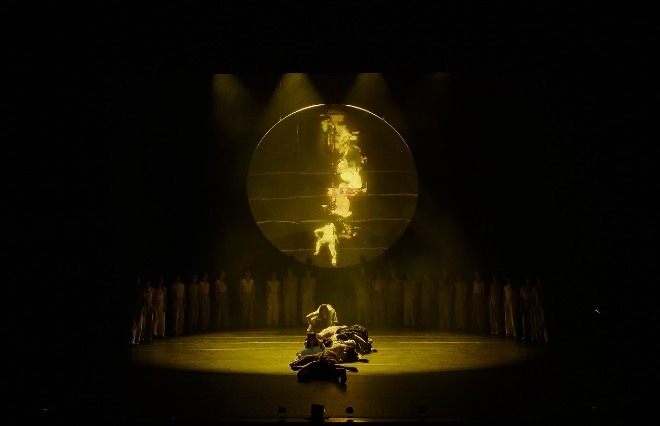 김주빈 안무의 '귀신날'