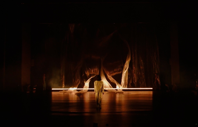 김주빈 안무의 '귀신날'