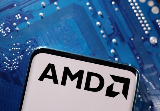 미국 정부는 AMD의 저성능 반도체 대중국 수출을 금지시켰다.   사진=본사 자료